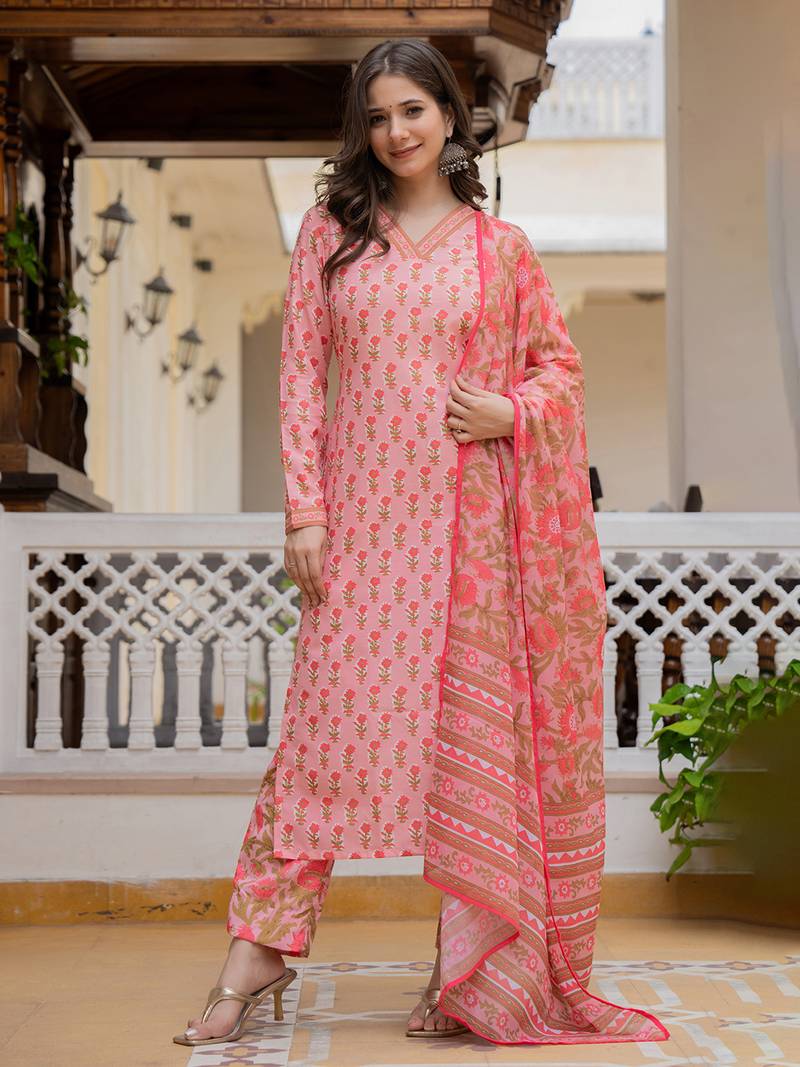 women pink rayon blend floral printed straight kurta trouser with dupatta