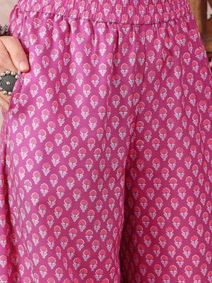 women pink rayon blend floral printed straight kurta salwar with dupatta 5