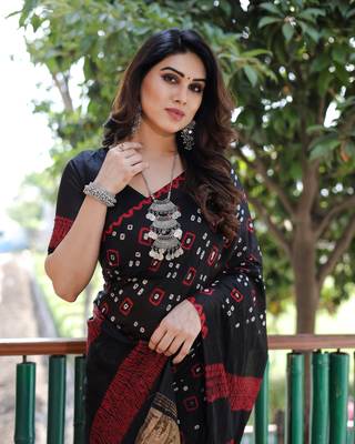 Women Black Bandhej Zari Weaving And Designer Rich Pallu Saree With Blouse For Women 2