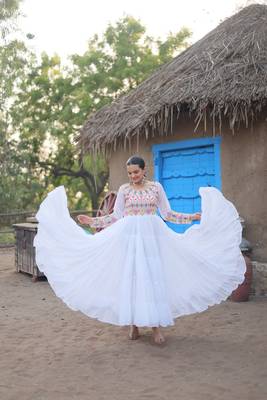 Navratri special gown for women 3