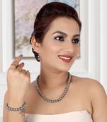 Traditional Pearl Necklace Set for Wo      Festive & Party Wear Indian Jewelry