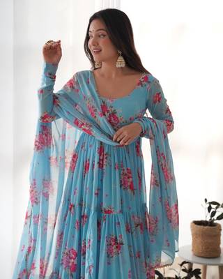 Soft Fox Georgette Floral Print Fabric Fully Flair Anarkali Kurti With Dupatta And Pent 6