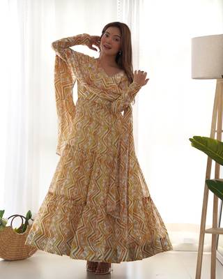 Fox Georgette Zigzag Print Fabric Fully Flair Anarkali Kurti With Dupatta Pent 1
