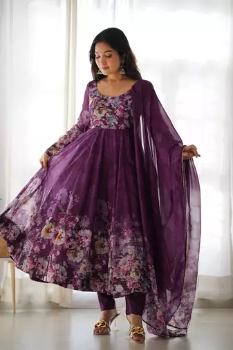 Soft Organza Silk Fabric Fully Flair Kali Pattern With Canvas Patta Attached Padded And Zipper Gown Dupatta And Pent