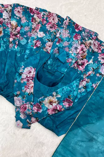 Soft Organza Silk Fabric Fully Flair Kali Pattern Attached Padded And Zipper Gown With Dupatta And Pent
