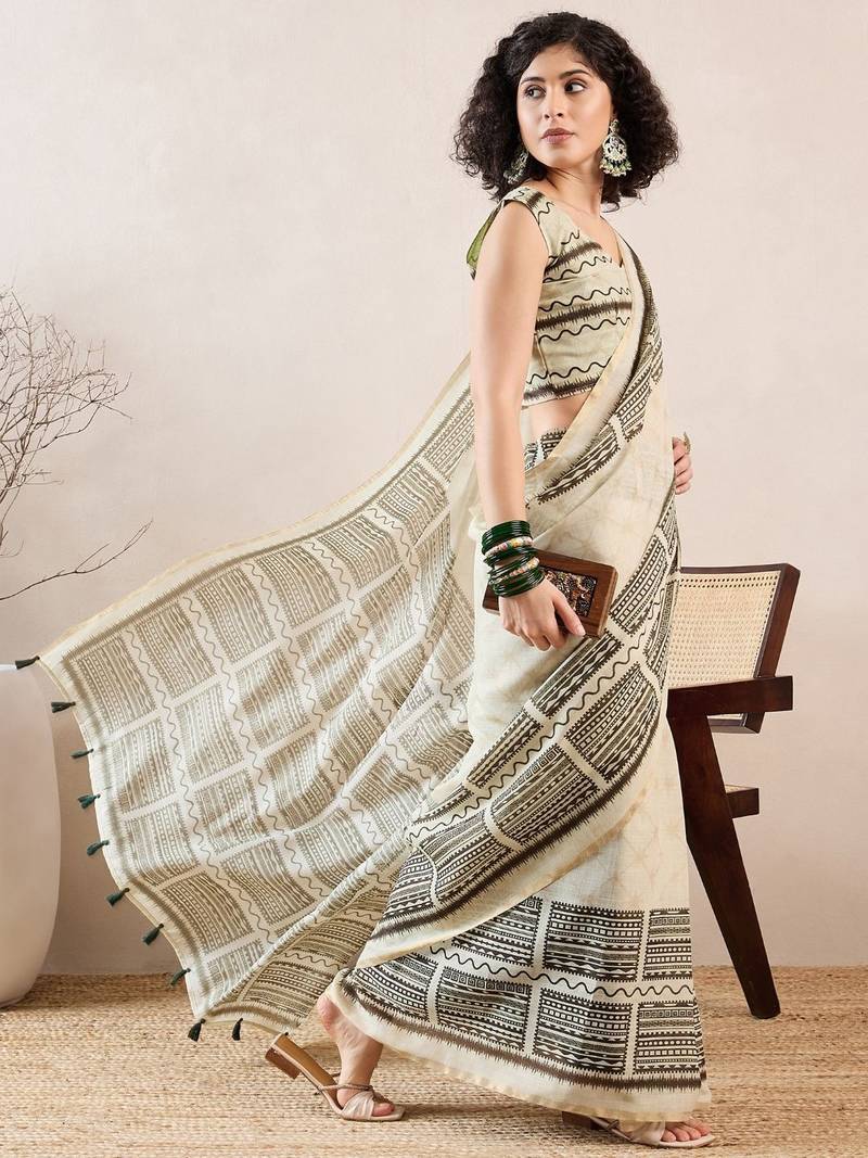 women off white linen blend geometric printed saree