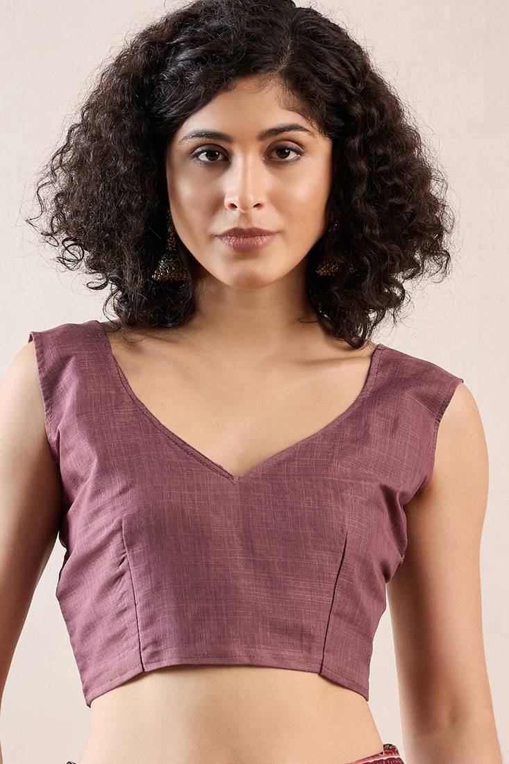 women mauve linen blend geometric printed saree