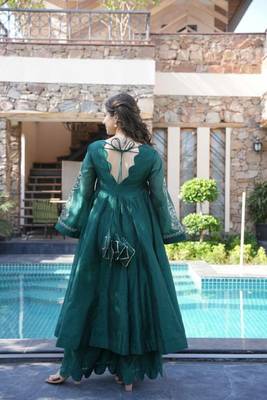Alluring Green Chanderi Suit Set 4
