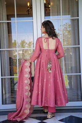 Pink Silk Cosmos Anarkali Suit Set 4