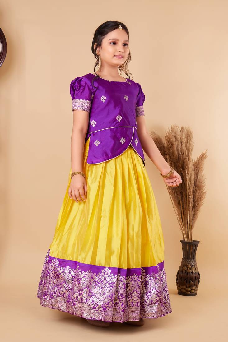 Baby Girls Ringani New south Indian traditional pattu pavadai Jacquard Lehenga choli for Kids dress