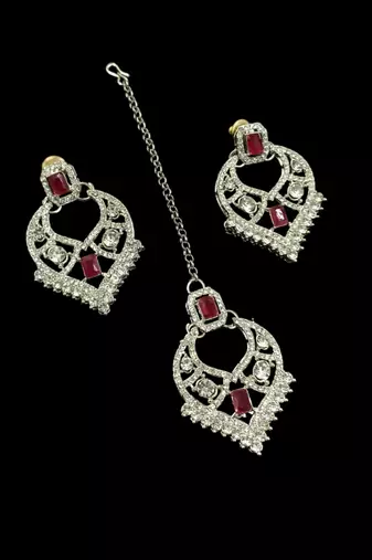 Neacklesh  set moti  kundan