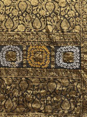Floral Woven Design Zari Bandhani Saree 5