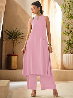 Light pink halter neck kurta and culottes set with front pocket 5