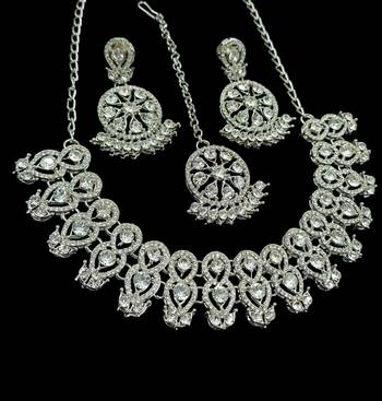 Neacklesh  set moti  kundan 1