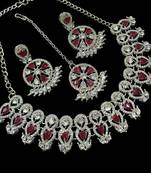 Neacklesh  set .moti  ,kundan