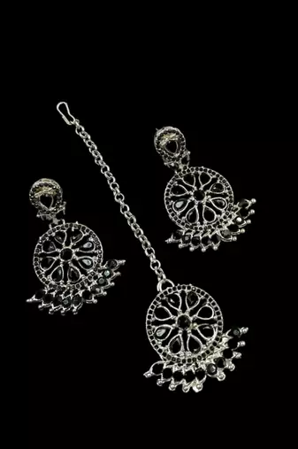 Neacklesh  set moti  kundan