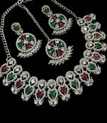 Neacklesh  set .moti  ,kundan