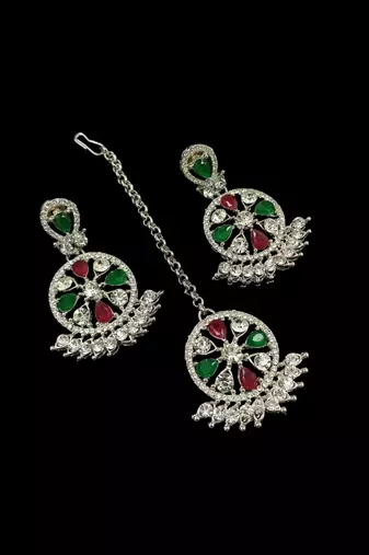 Neacklesh  set moti  kundan