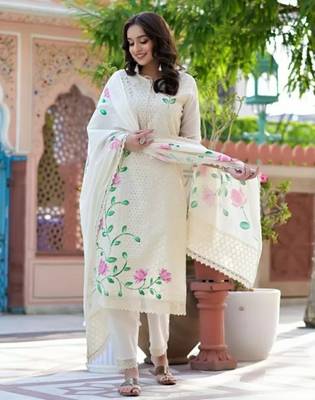 Milaav brings printed straight kurti with pant and dupatta set 2