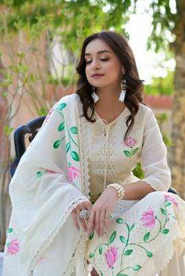 Milaav brings printed straight kurti with pant and dupatta set 3