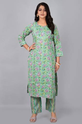 Straight kurta with thread work at neck & pant