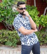 Off white floral half sleeve printed shirt