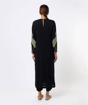 Black embroidered kurta set 2