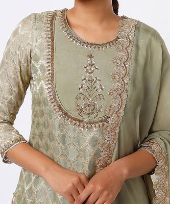 Mint embroidered kurta set 4