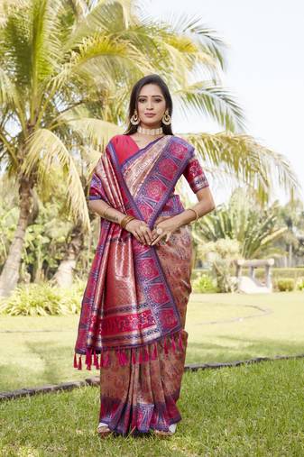 Women Purple Silk Kanjivaram Saree With Zari Border And Rich Pallu Saree With Blouse For Women