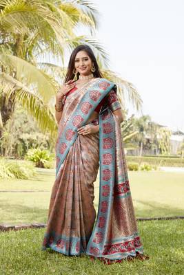 Women Teal Silk Kanjivaram Saree With Zari Border And Rich Pallu Saree With Blouse For Women 5