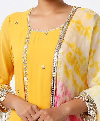 Mustard layered skirt set 4
