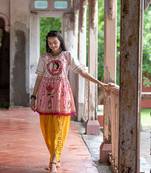 Off-white & Light pink Embroidered Kedia set Navratri special women outfit Traditional Indian Dress