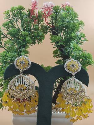   Traditional Earrings For Wo  And Girls 1