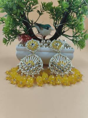   Traditional Earrings For Wo  And Girls 2