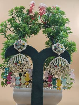   Traditional Earrings For Wo  And Girls 1