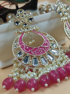   Traditional earrings for wo  and girls 2