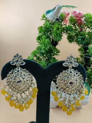   Traditional Earrings For Wo  And Girls 1