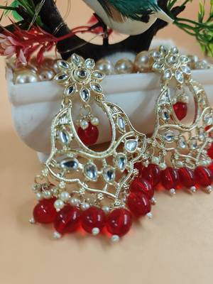   Gold Plated Traditional Kundan Pearl Chandbali Earrings For Wo  And Girls 2