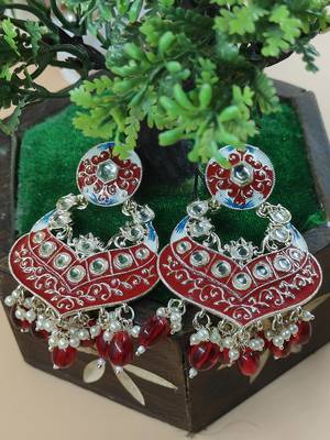   Gold Plated Traditional Kundan Pearl Chandbali Earrings For Wo  And Girls 3