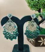   Beautiful Green Color Gold Plated Pearl Earrings for Wo  and Girls
