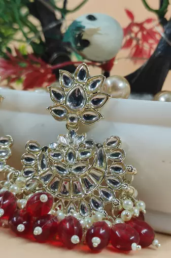   Traditional Chandbali earrings for wo  and girls