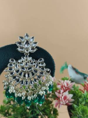   Traditional Chandbali earrings for wo  and girls 3