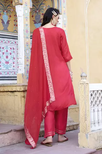 Vredevogel  women kurta and pant sets viscose rayon silk blend with neck handwork