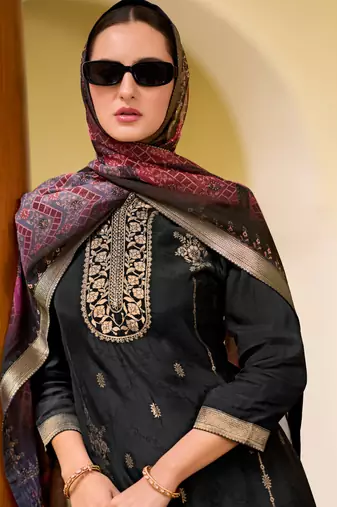 Vredevogel  viscose self jacquard women kurta and trouser duppata set