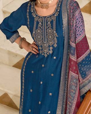 Vredevogel  viscose self jacquard women kurta and trouser duppata set 3