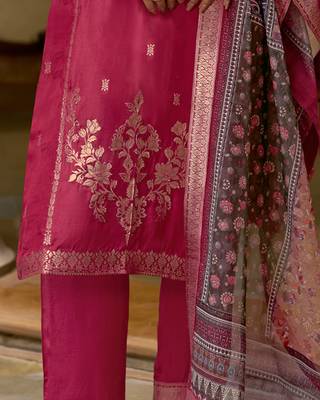 Vredevogel  viscose self jacquard women kurta and trouser duppata set 2