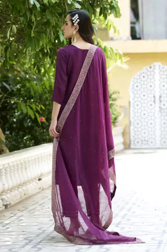 Vredevogel  women kurta and pant sets viscose rayon silk blend with neck handwork