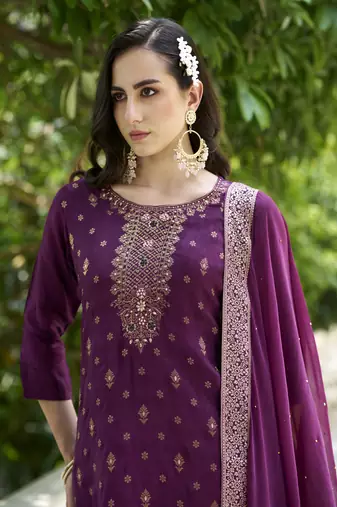 Vredevogel  women kurta and pant sets viscose rayon silk blend with neck handwork
