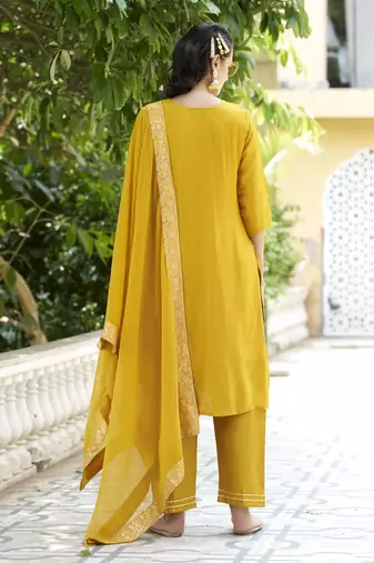 Vredevogel  women kurta and pant sets viscose rayon silk blend with neck handwork