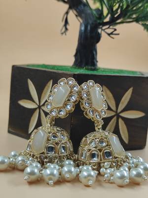   Traditional Jhumki Earrings For Wo 's 3